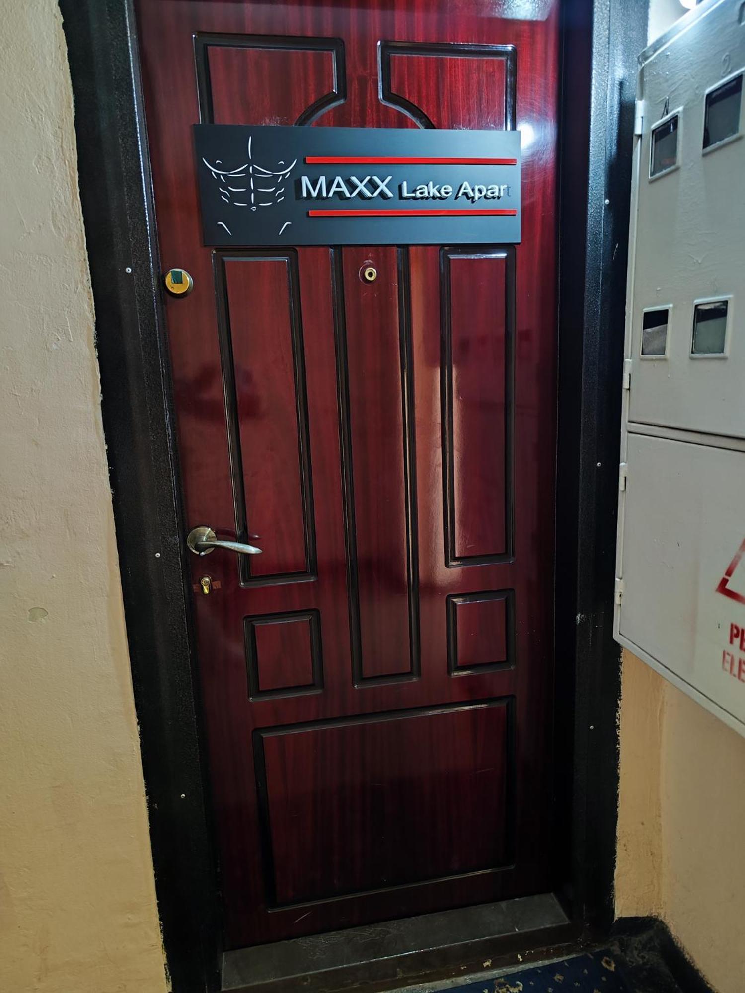 Maxx Apartment Bacău